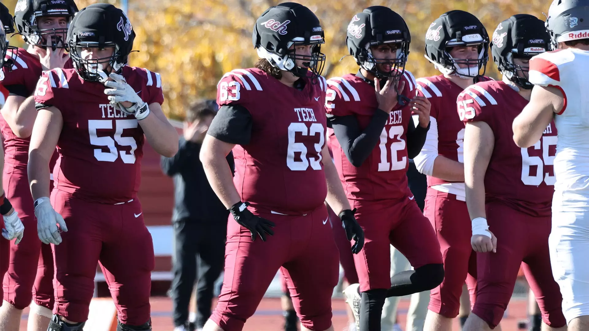 Mit Football Division Football Tops WPI in NEWMAC Play, 19-7 - Massachusetts Institute of ...