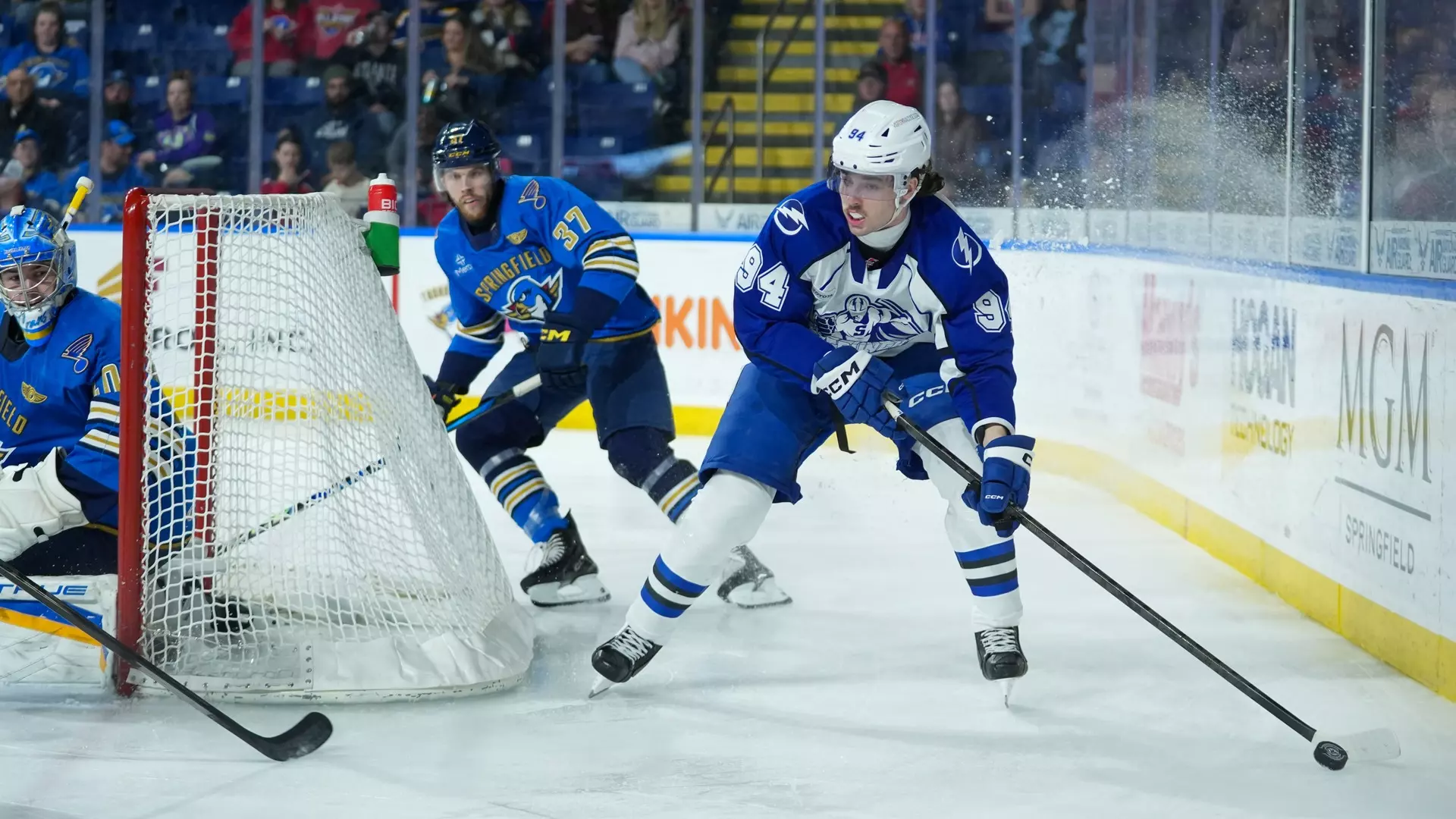 Crunch vs. Thunderbirds