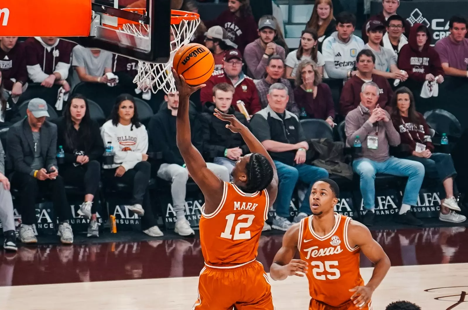 Tramon Mark layup at Miss State