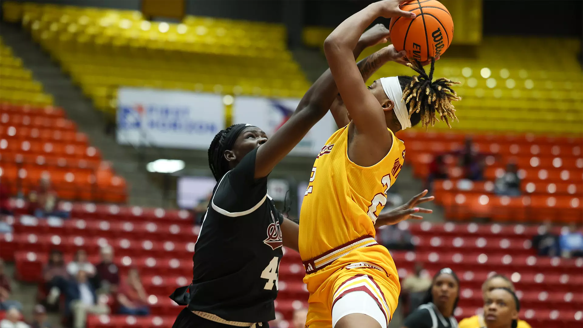 Warhawks Go 1 1 At Tulane Holiday Tournament Falling To Green Wave 63 warhawks-go-1-1-at-tulane-holiday-tournament-falling-to-green-wave-63