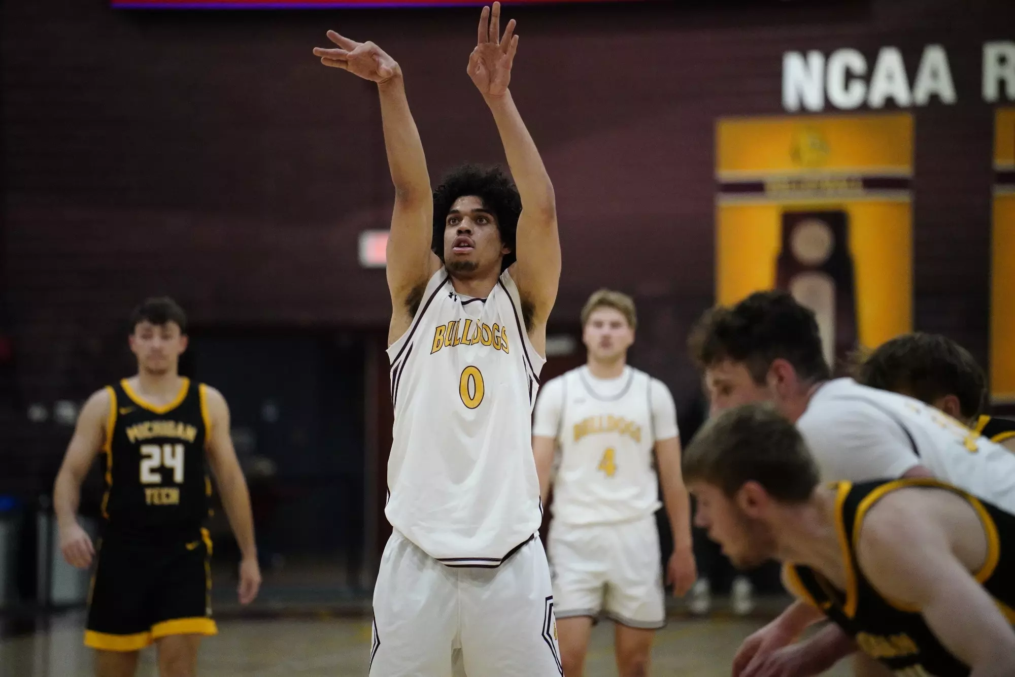 Isaac Rader Jackson Fowlkes - Men's Basketball - UMD Athletics
