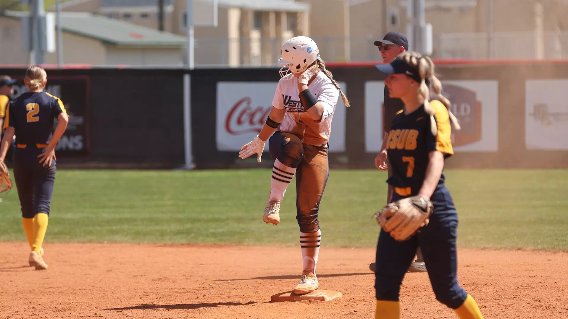 Hailey Rath Vikings Advance at GNAC Championships With 8-2 Victory - Western ...