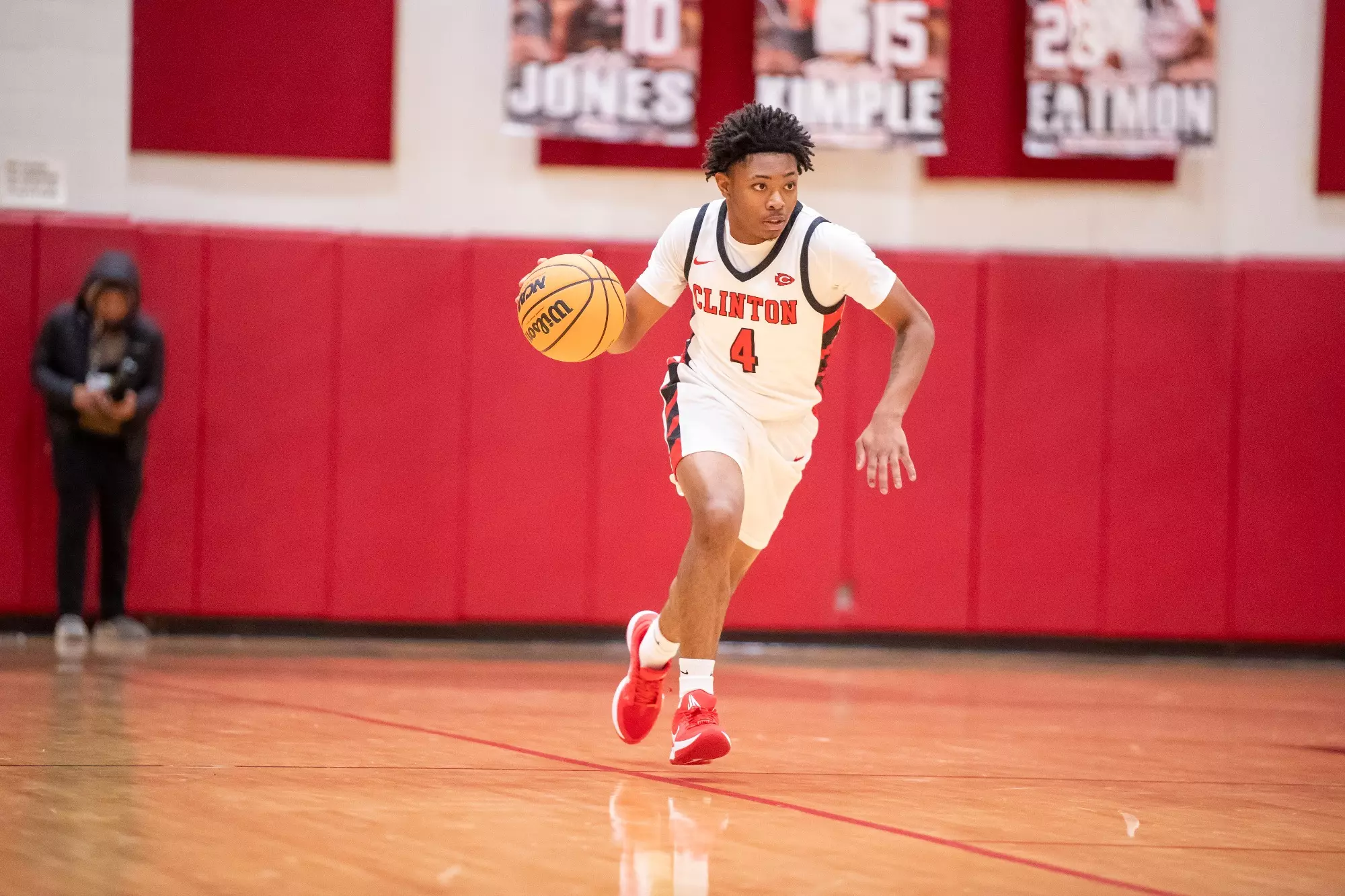 Clinton Rihn Basketball Arrows battle Jim Hill, fall 52-44 at Arrow Gym - Clinton Public School ...