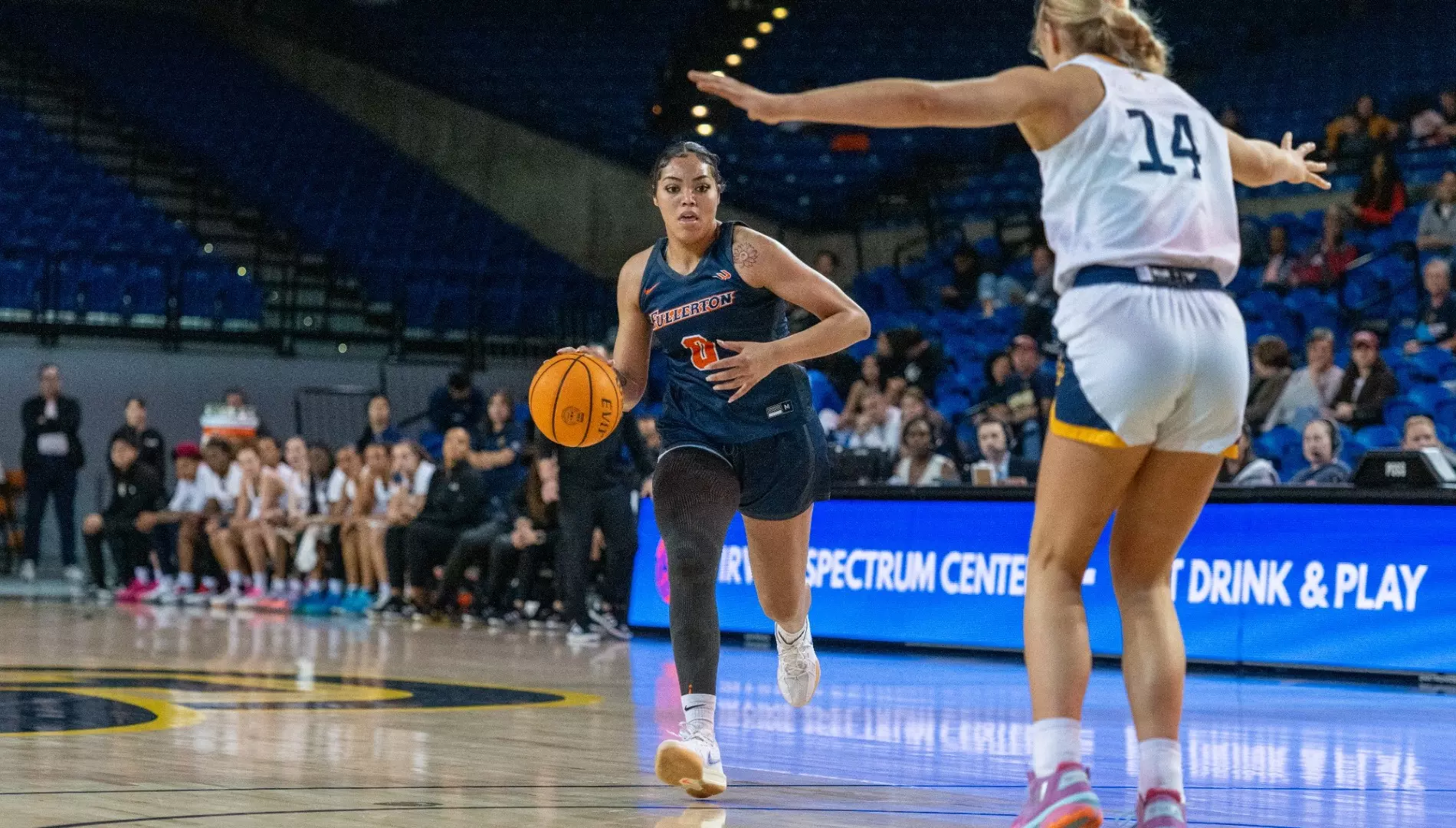 Layla Davis Layla Davis - 2024-25 - Women's Basketball - California State ...