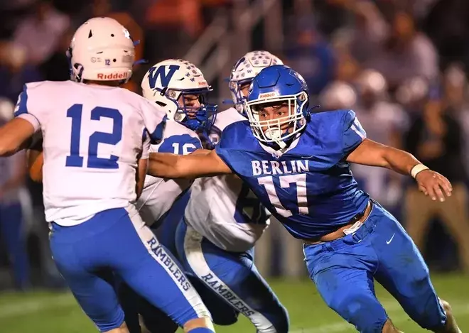 Geisel From Windber Windber Falls to Berlin, 28-0 - Windber Area School District