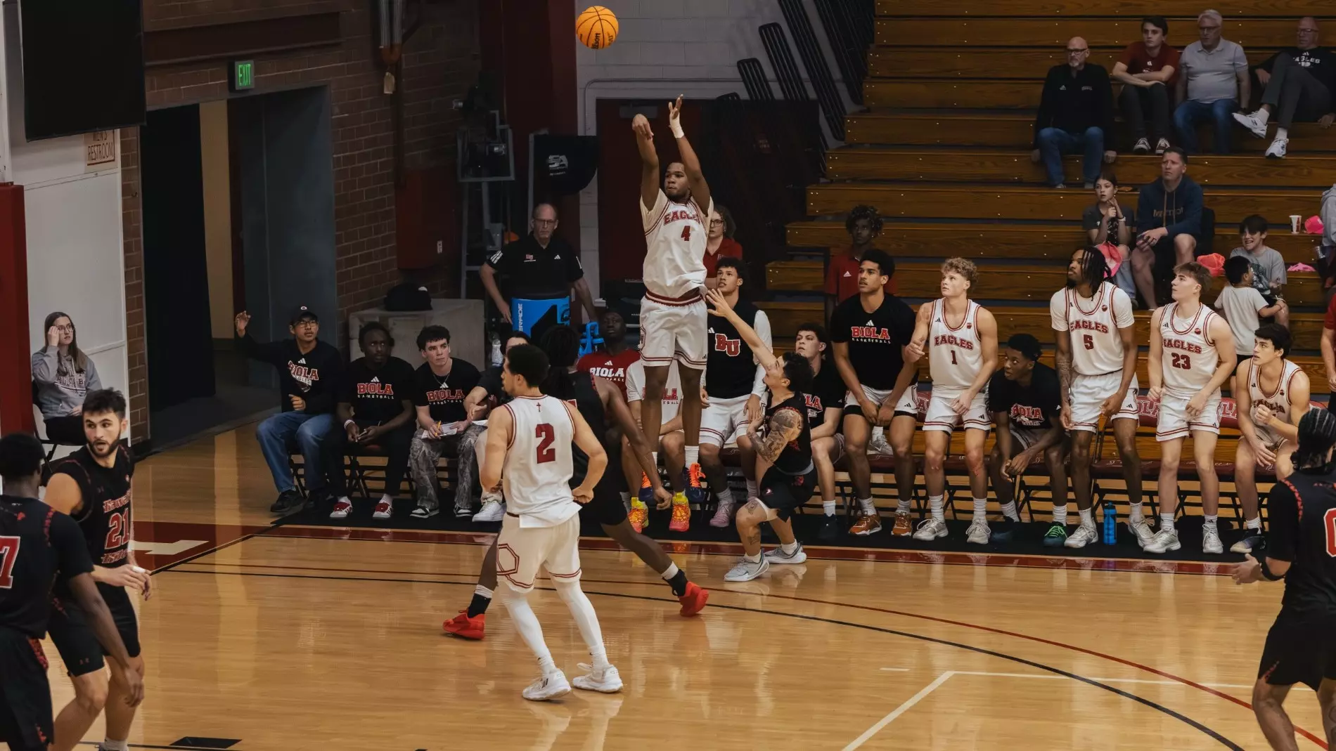 Biola Man Chris Harris - Men's Basketball - Biola University Athletics