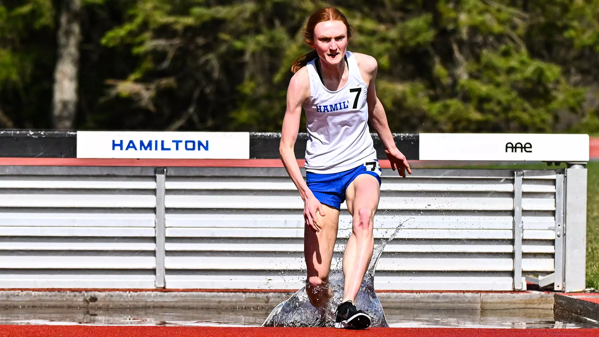 Keira Rogan Rochester Rogan '28, Schwartz '26 lead women's track & field at NESCAC ...