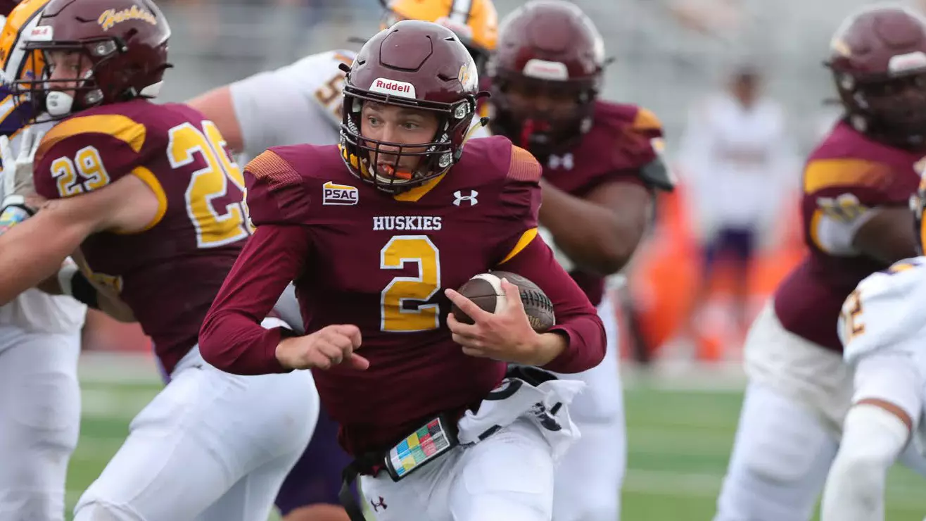 Football Secures 35-27 Win Over Millersville on Senior Day - Bloomsburg ...