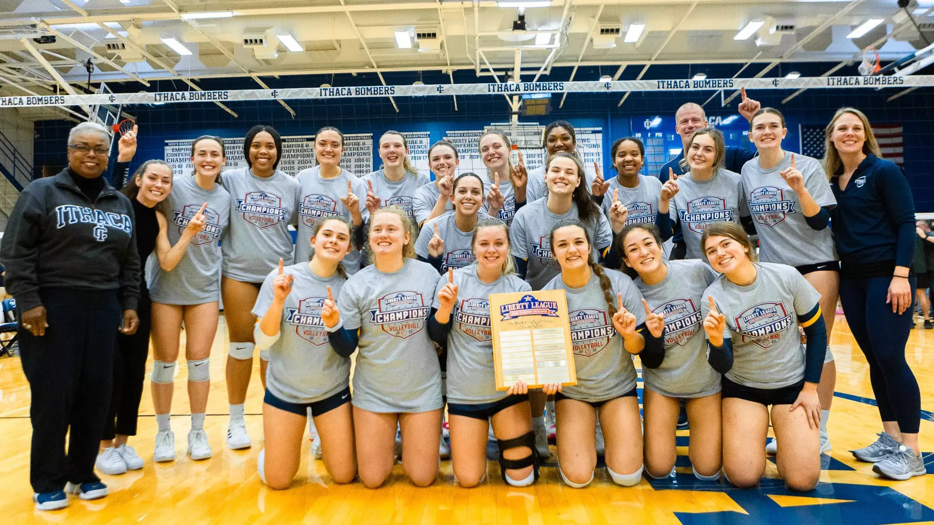 Maddie Cox - Volleyball - Ithaca College Athletics