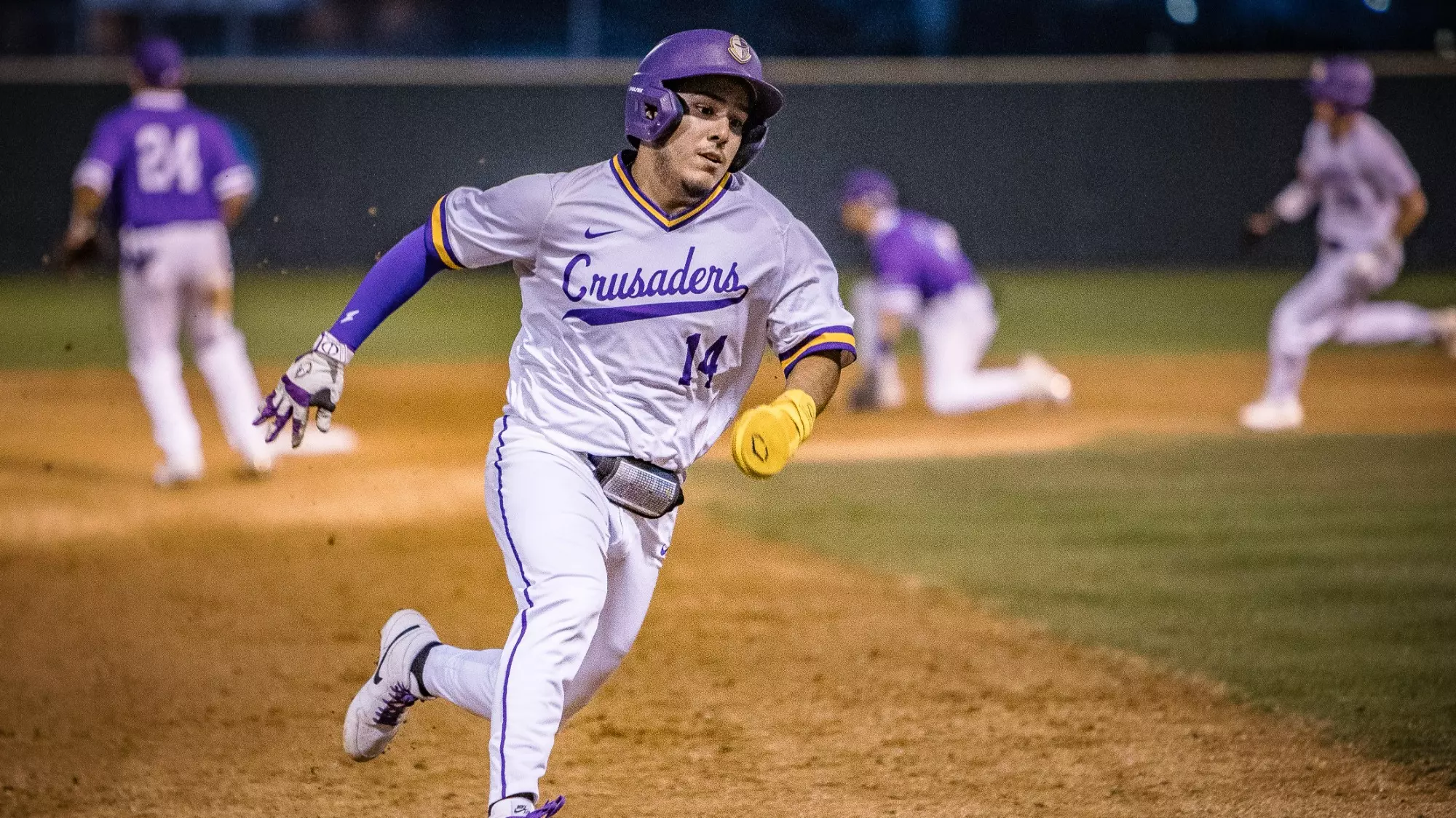 Landon Reyes Chris Perez - Baseball - University of Mary Hardin-Baylor Athletics