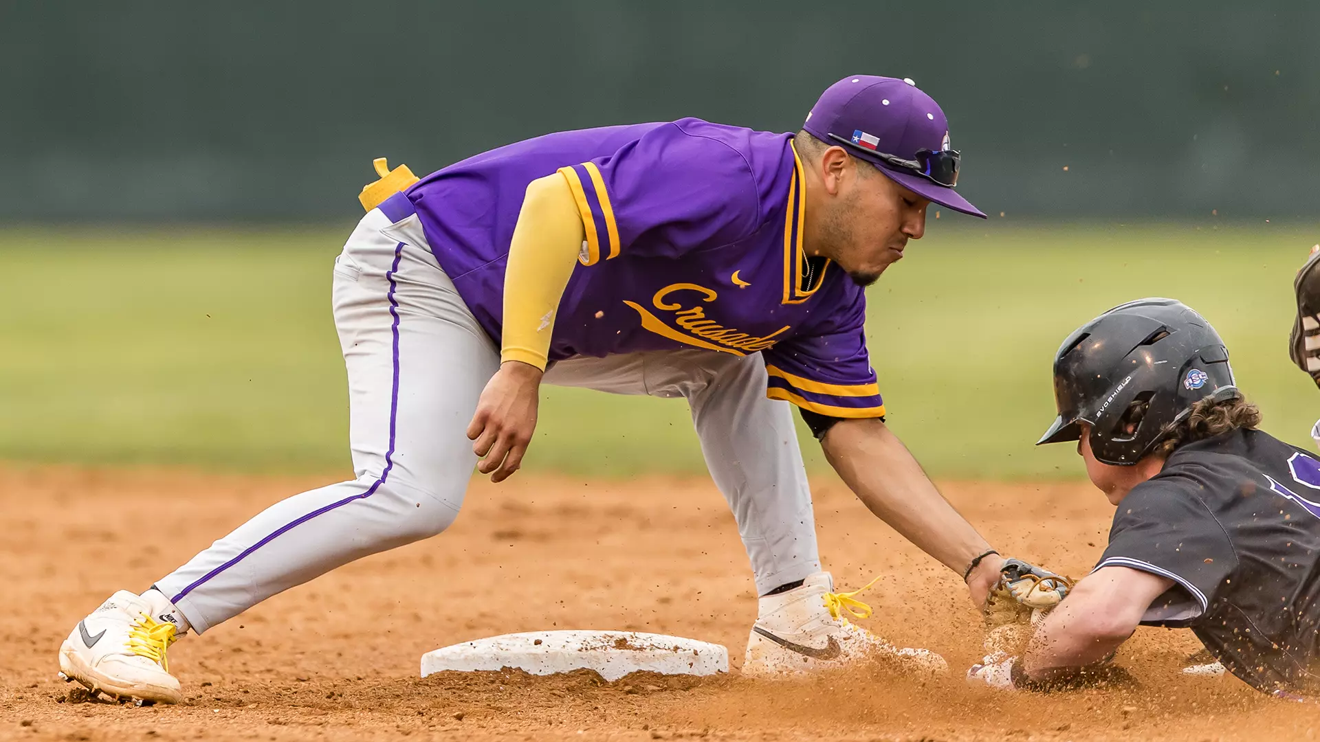Landon Reyes Chris Perez - Baseball - University of Mary Hardin-Baylor Athletics