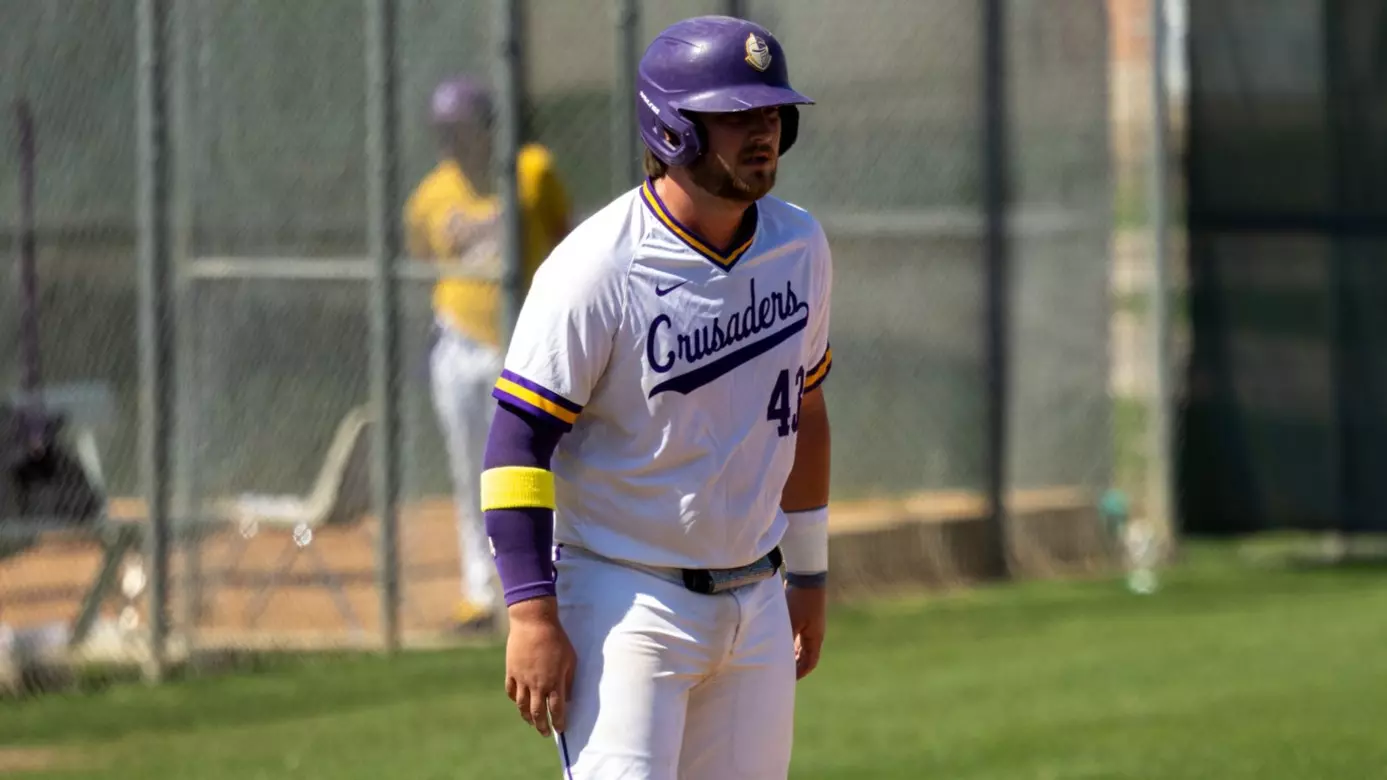 Landon Reyes Trae Deck III - Baseball - University of Mary Hardin-Baylor Athletics