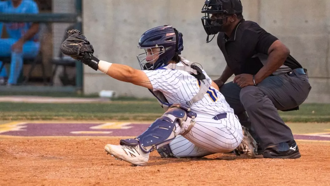 Landon Reyes Jacob Newland - Baseball - University of Mary Hardin-Baylor Athletics