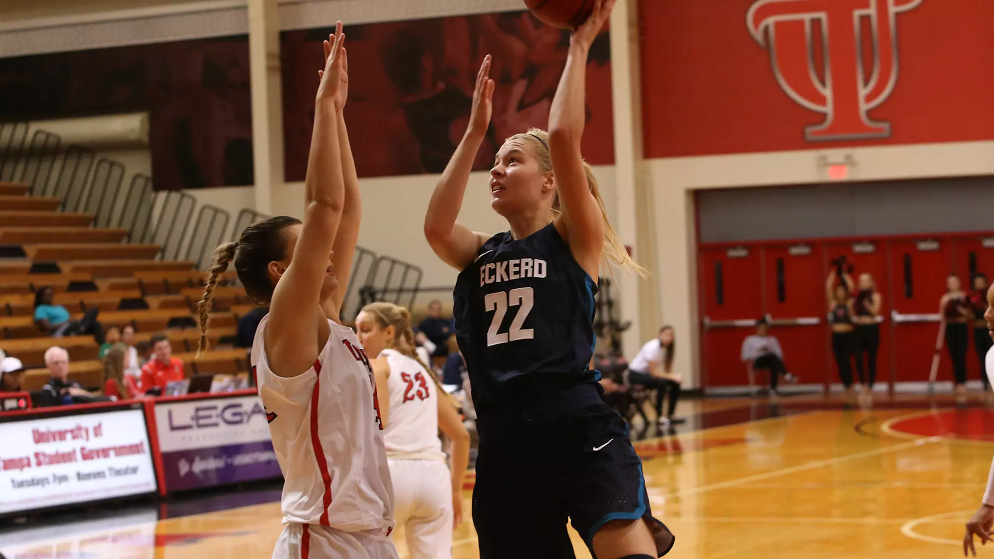 Dooting Stops Cold Shooting Stops Tritons at Tampa - Eckerd College Athletics