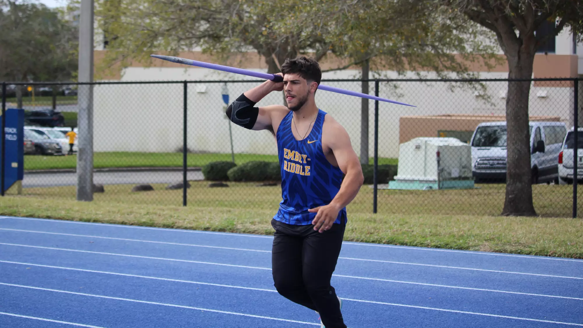 Noah Rau Discus Noah Gammichia - 2025-26 - Men's Track and Field - Embry-Riddle ...