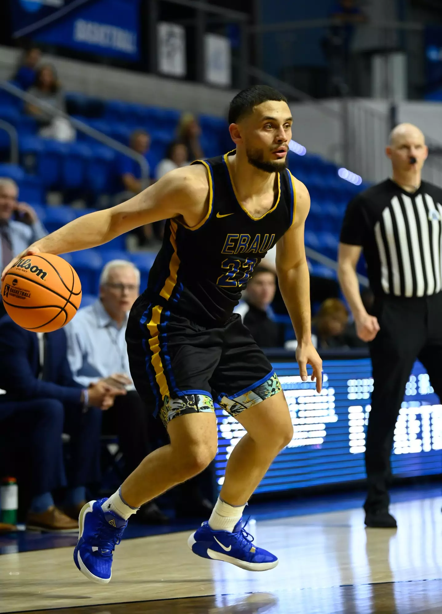 Devin Riddle Alabama Whitlow's Record Night Leads ERAU Past Alabama Huntsville, 104-78 ...