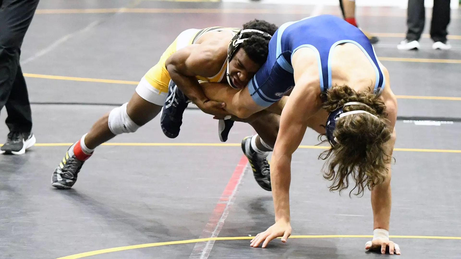 Corbin Go A.B. Stokes - Men's Wrestling - FHSU Athletics