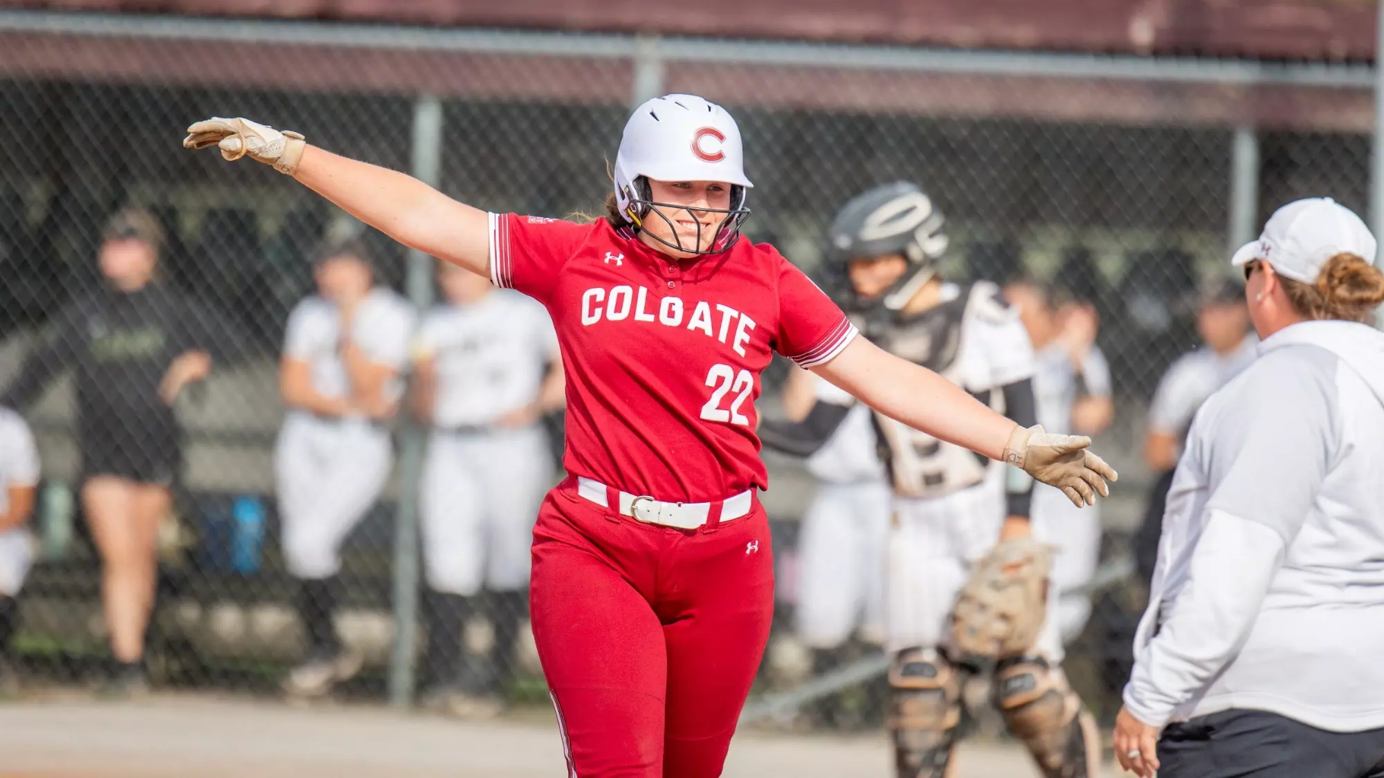 Amanda DeSantis - Softball - Colgate University Athletics