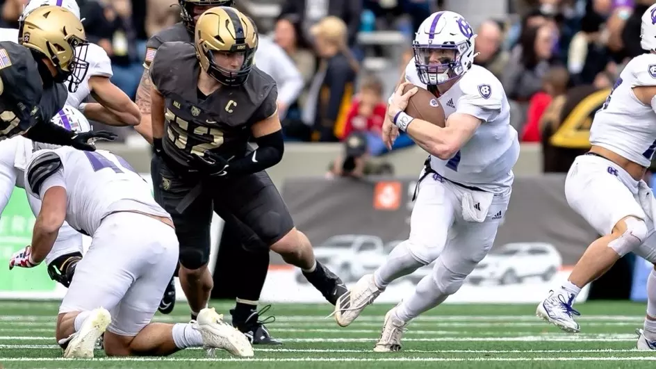 Matthew Sluka 2023 Football Holy Cross Athletics