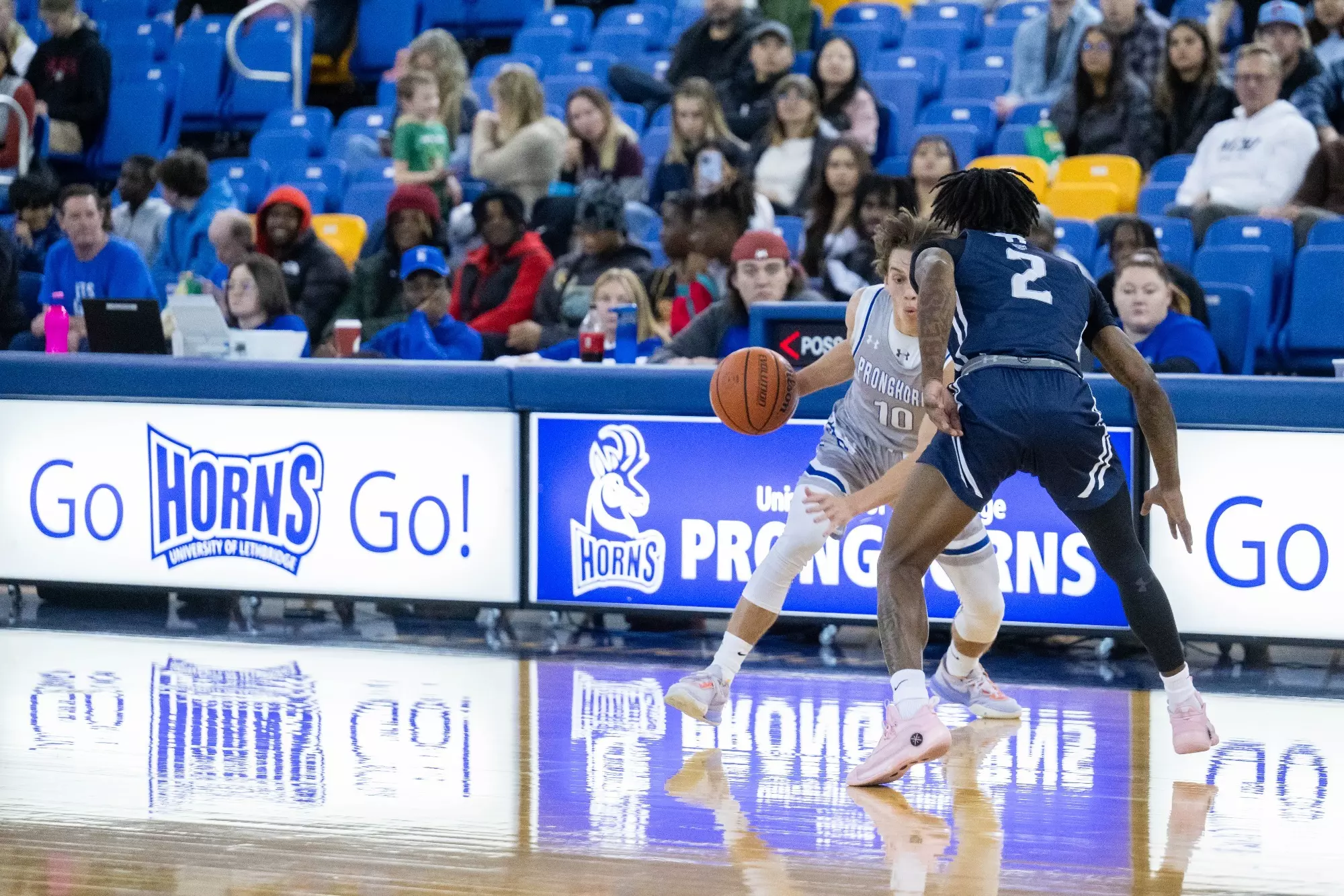 Go Horns Cougars Defeat Horns in Gripping Contest - University of Lethbridge ...