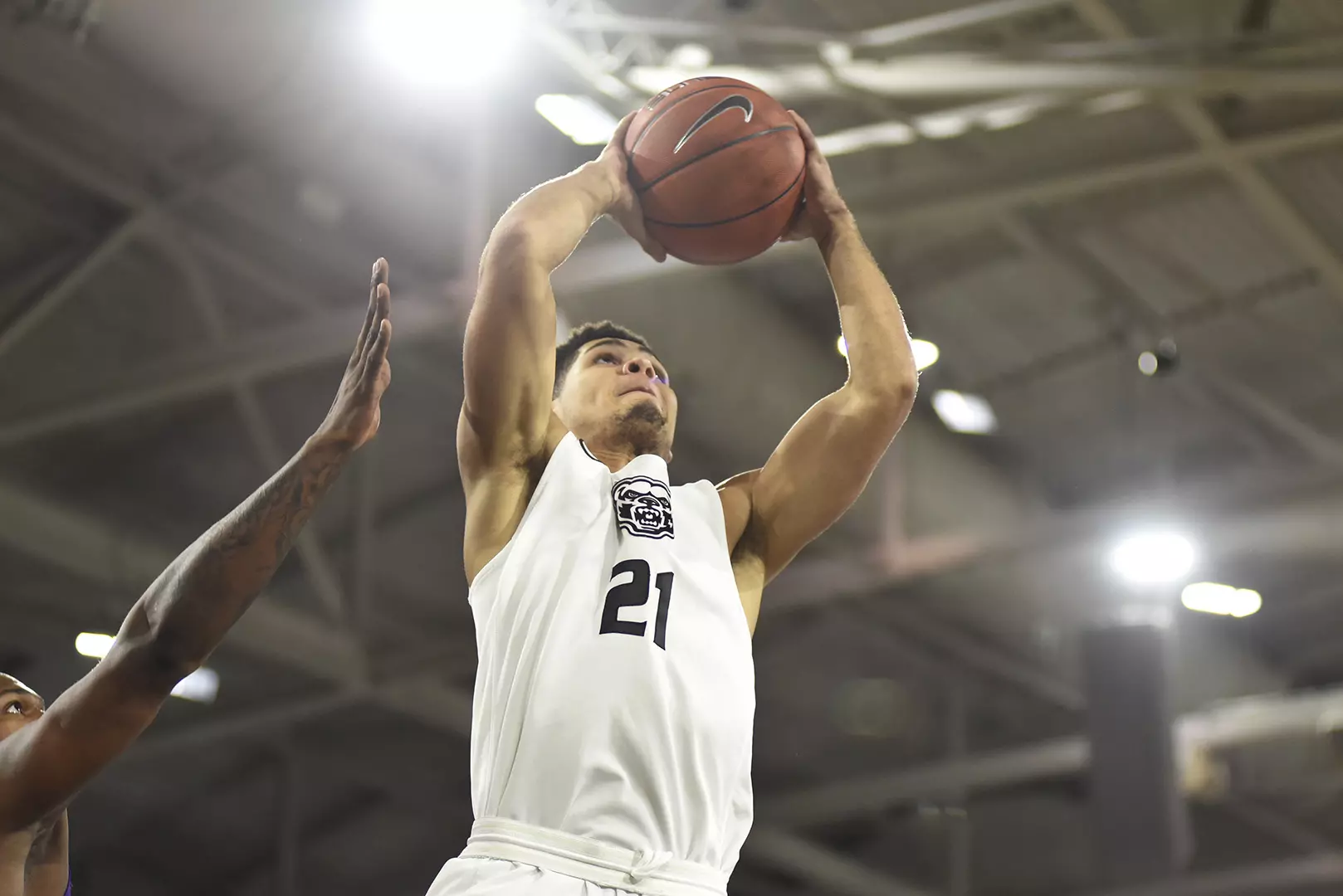 Jaevin Jaevin Cumberland - Men's Basketball - Oakland University Athletics