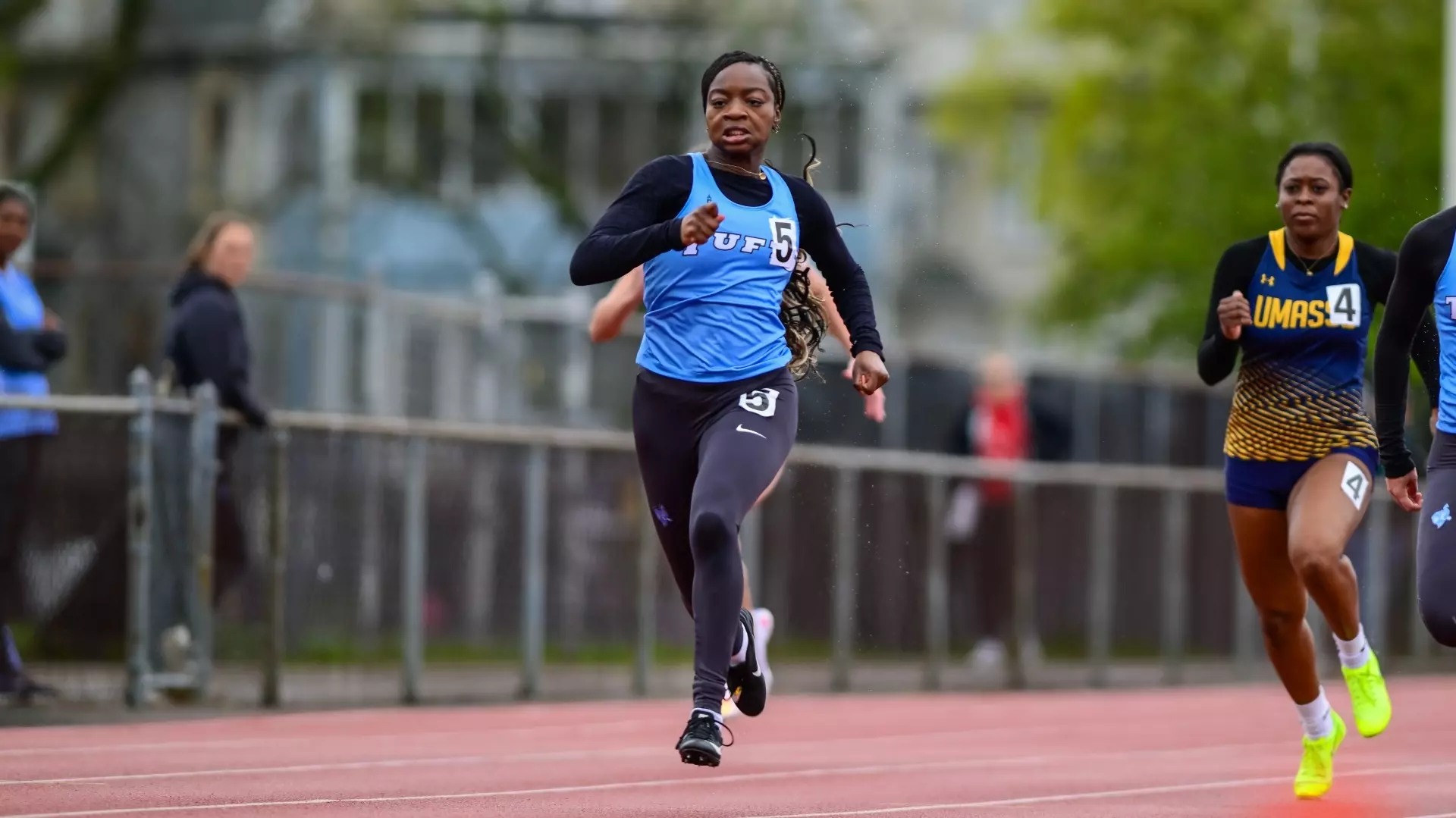 Chechile Lawal, Chechile Run Nation's #1 Times for Women's Track & Field in ...