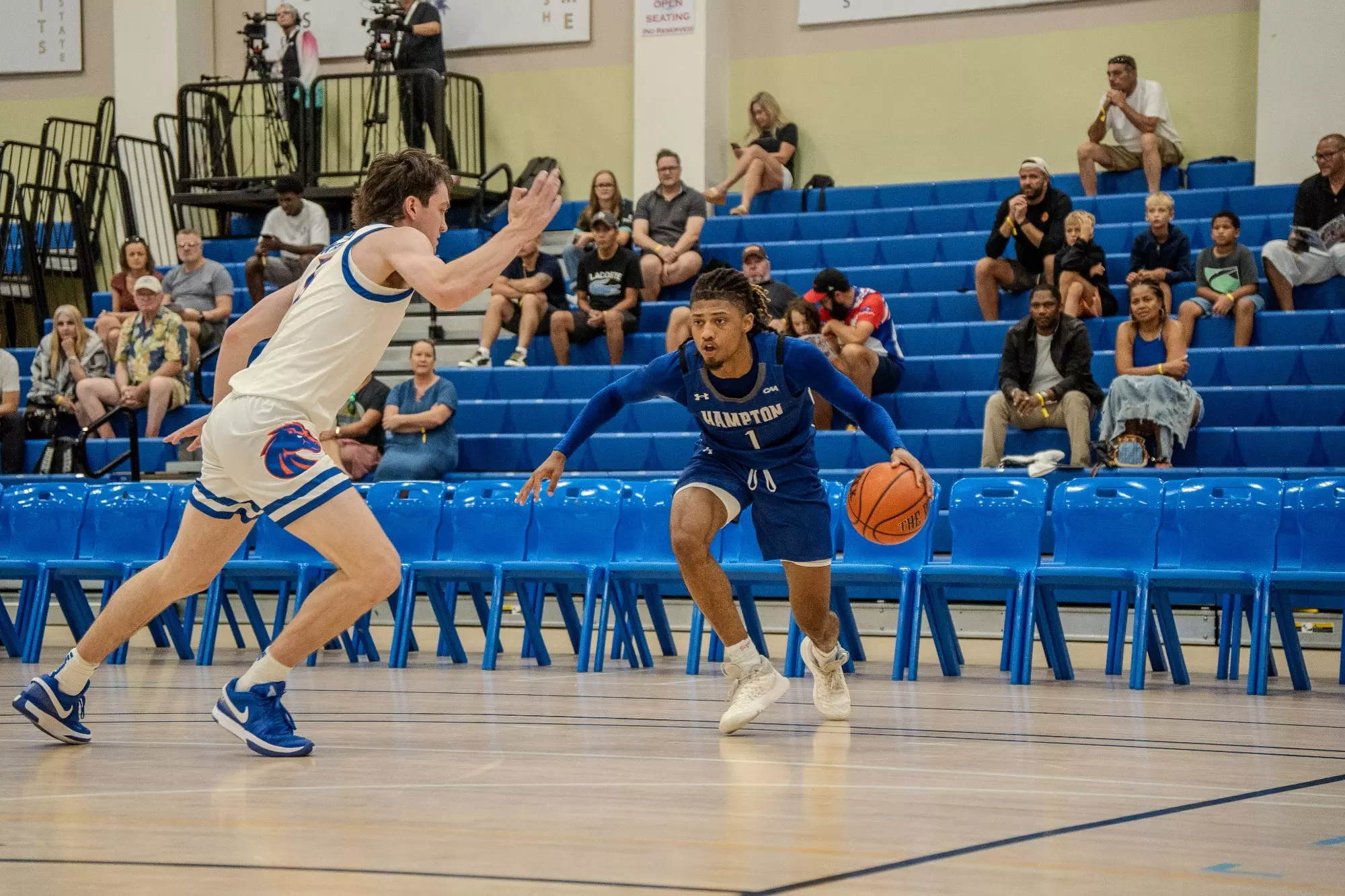 Noah Farrakhan - Men's Basketball - Hampton University Athletics