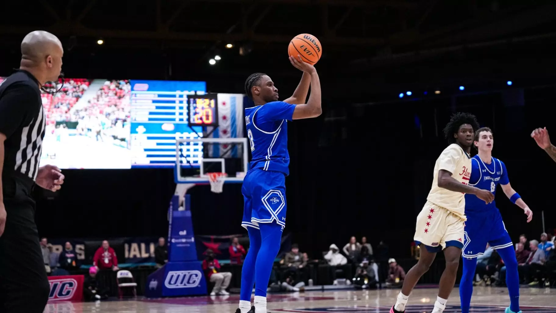 Xavier Harding Sterling Young - Basketball - Indiana State University Athletics