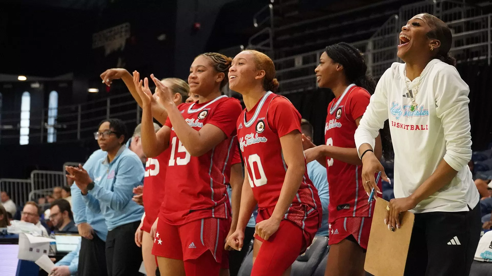 Inside Scoring Keep Lady Techsters Hot, Beating FIU 74-59 - LA Tech ...