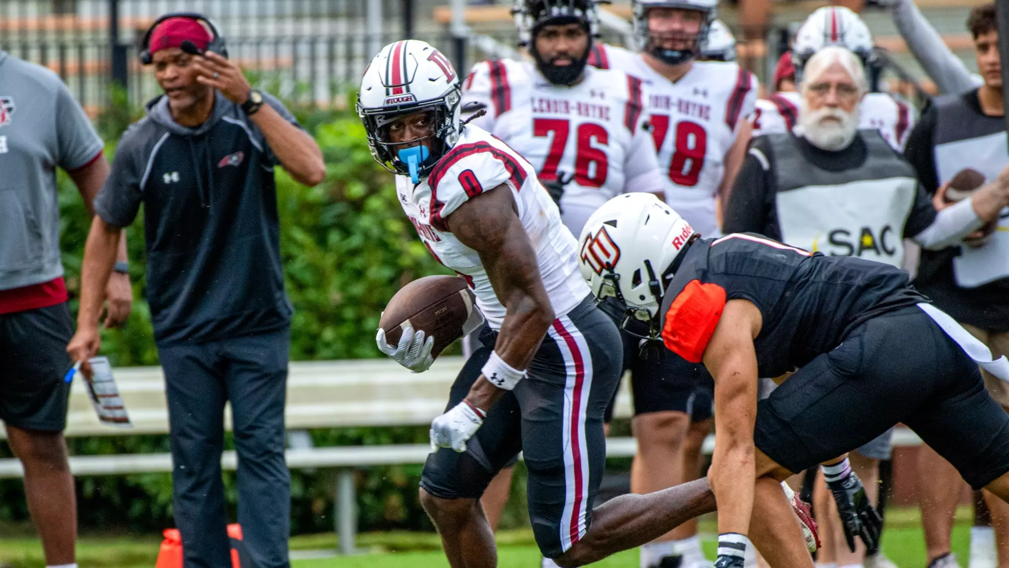 Dominique Marshall - Football - Lenoir-Rhyne University Athletics