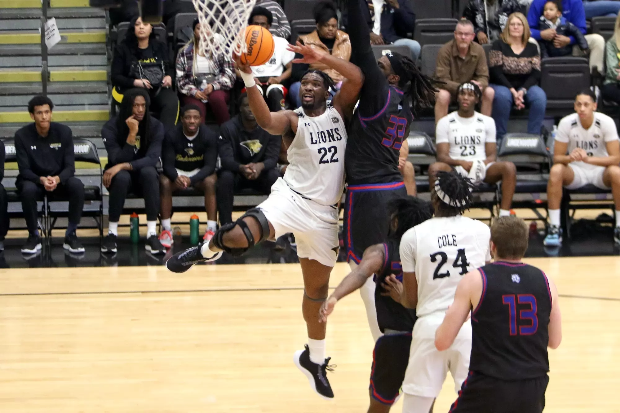 Isaac Ondekane - Men's Basketball - Lindenwood University Athletics