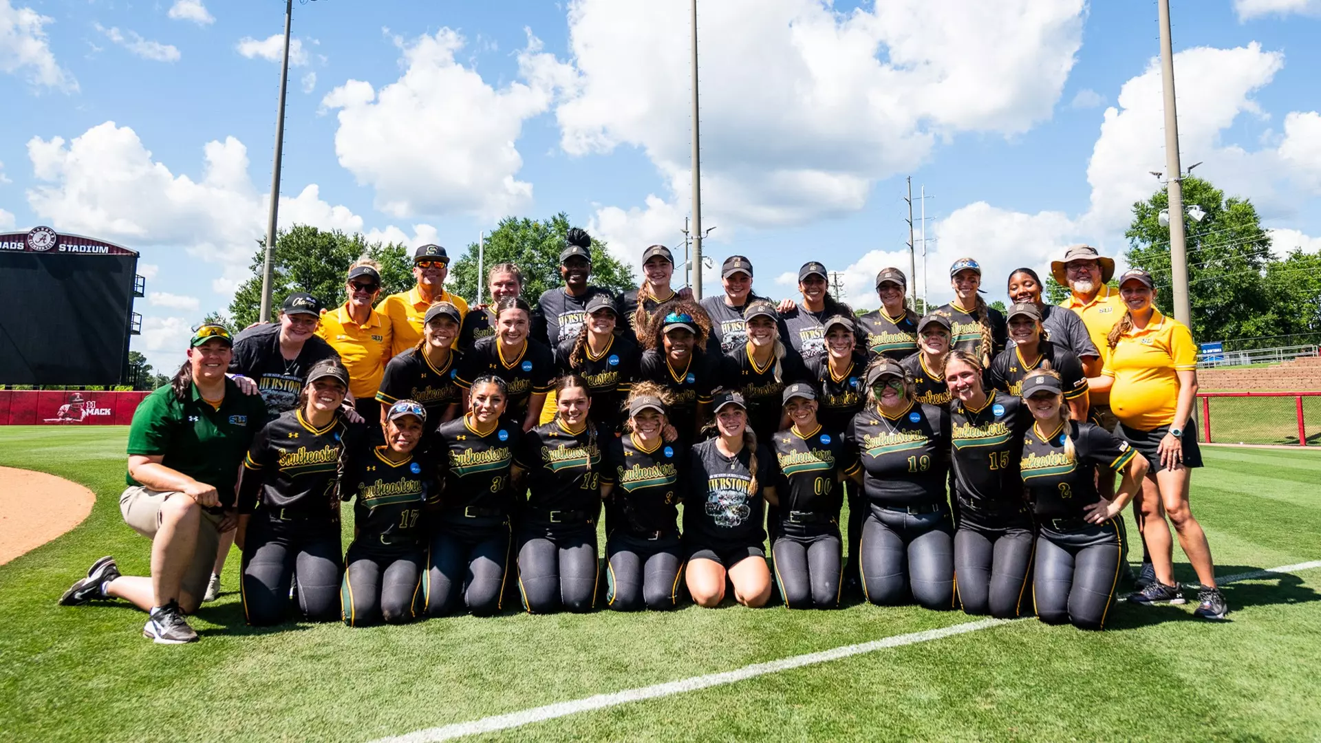Ariel Gomez Softball Southeastern Louisiana University Athletics ariel-gomez-softball-southeastern-louisiana-university-athletics