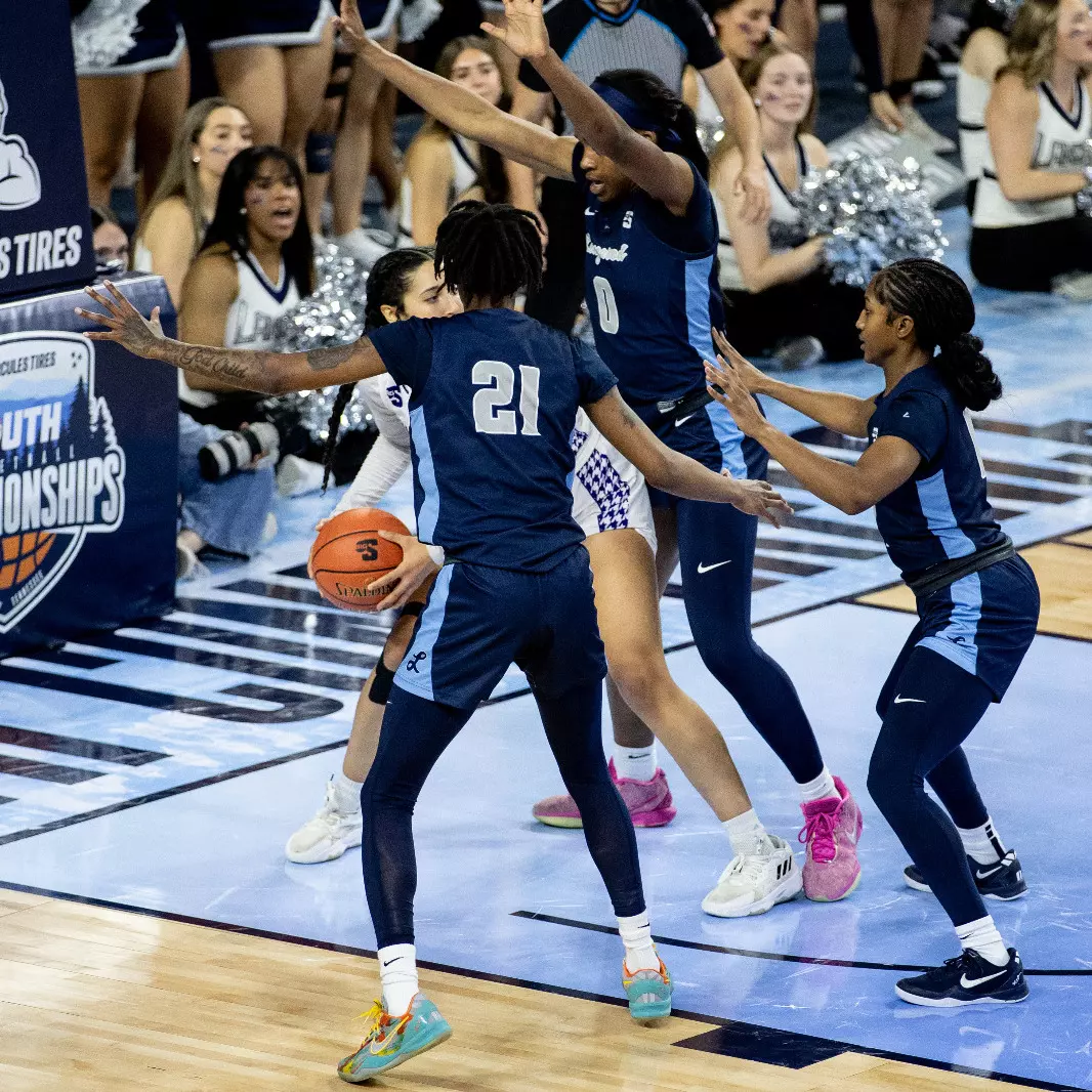 Jamya Reeves JaMya Robinson - Women's Basketball - Longwood University Athletics