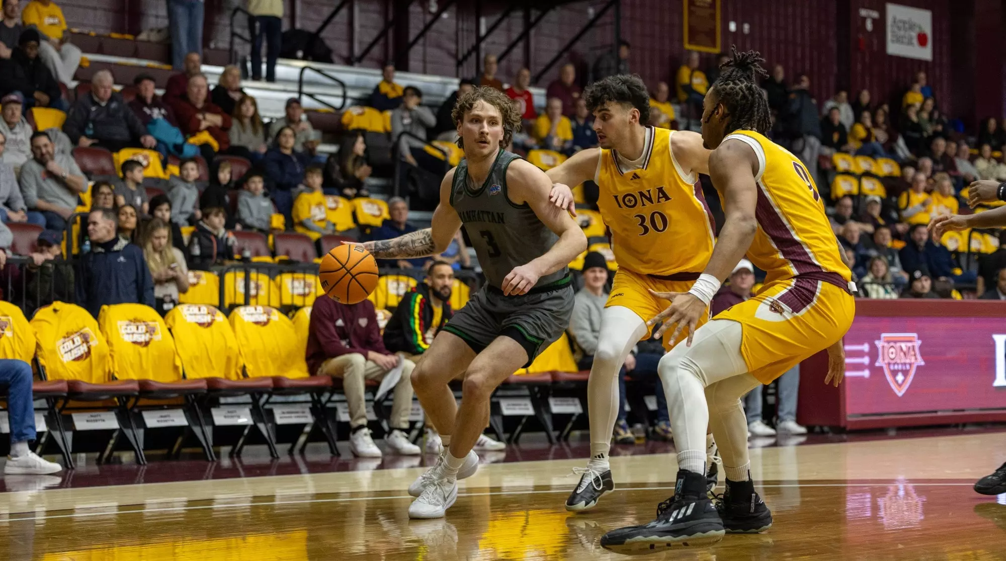 Fraser Roxburgh Fraser Roxburgh - Men's Basketball - Manhattan University Athletics