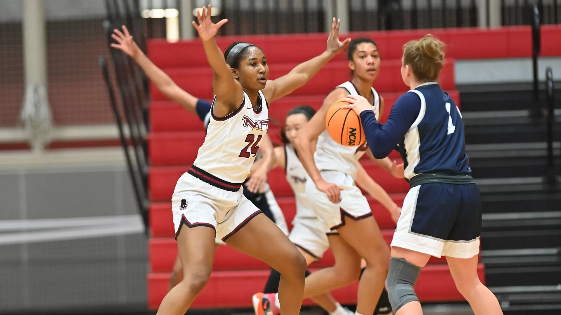 Stephen Labonte Kamsi Nwogu - 2024-25 - Women's Basketball - Massachusetts Institute of ...