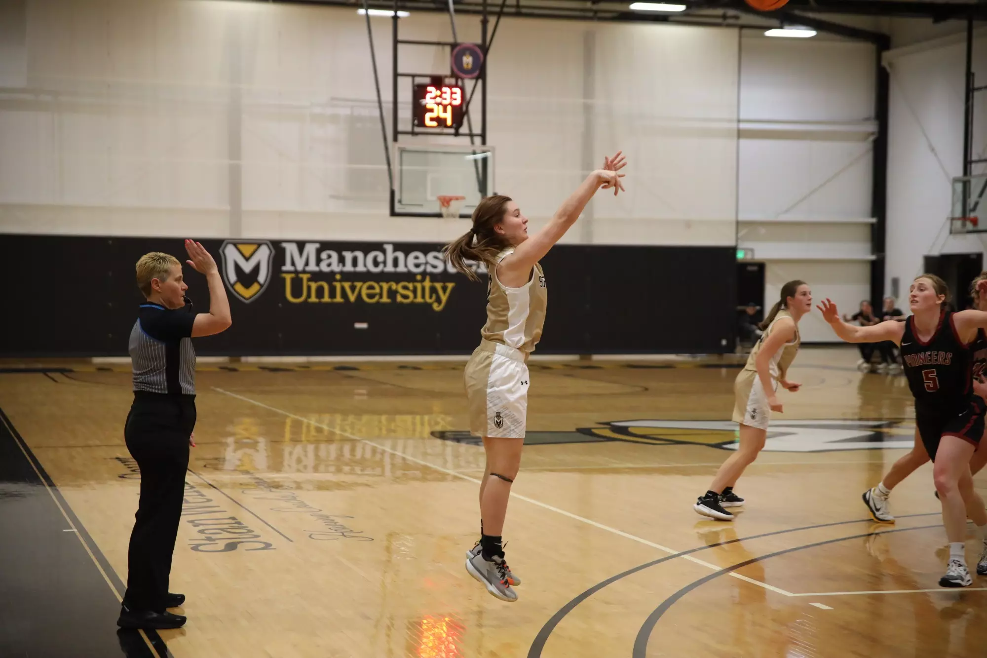 Alyssa Rees Mia Shields - 2023-24 - Women's Basketball - Manchester University