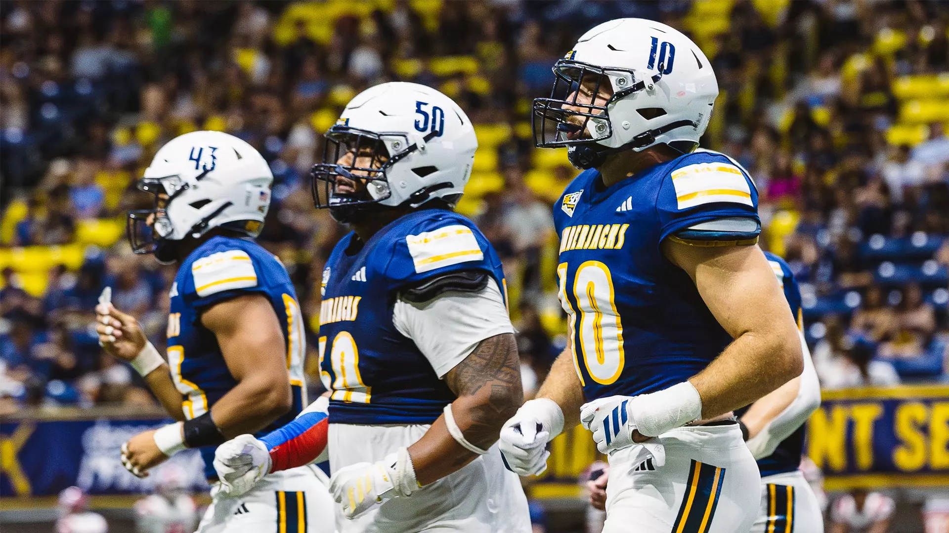 NAU and UIW Squares Off in Top 20 Showdown on Family Weekend in the ...