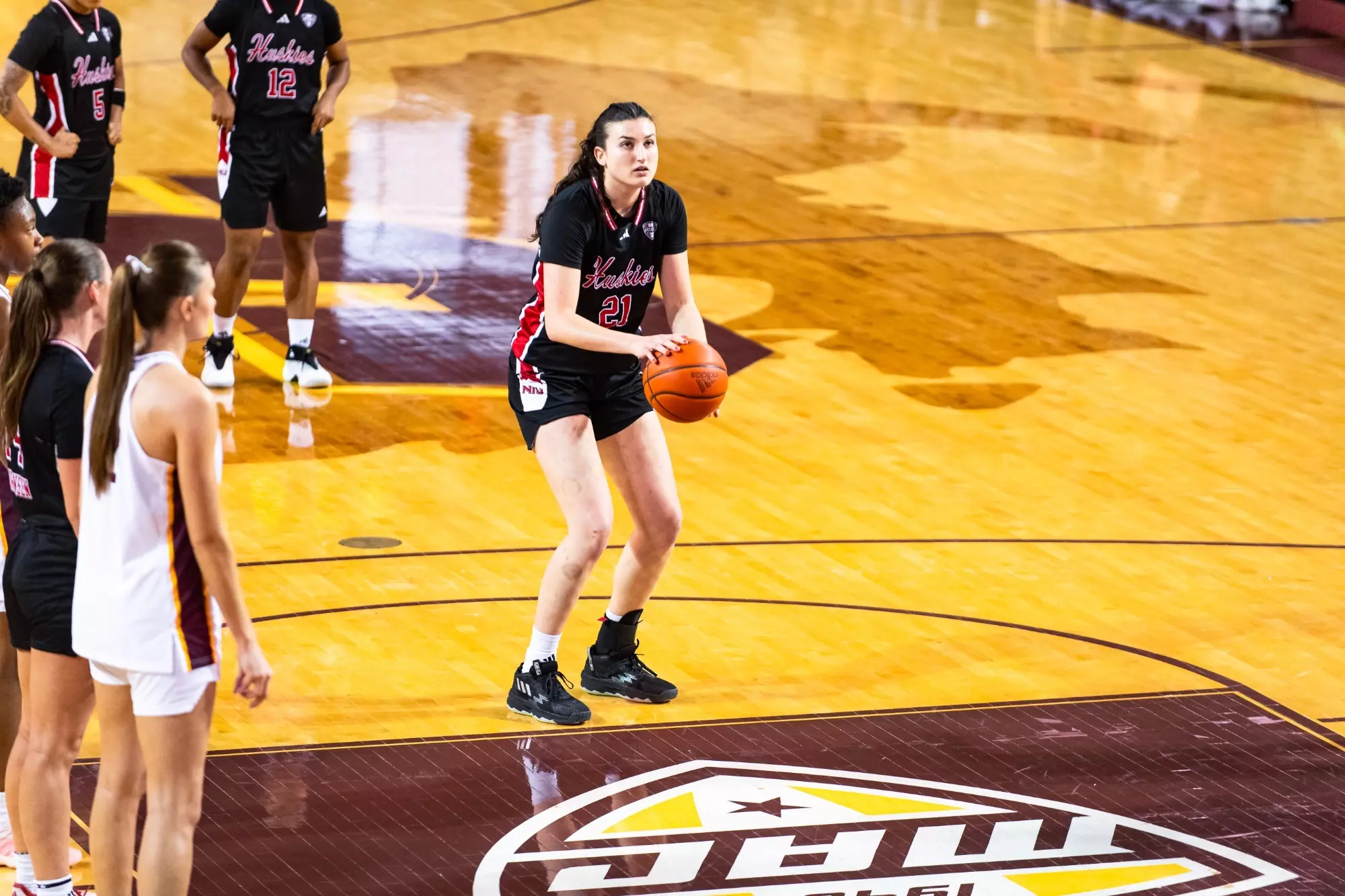 Huskies Fall In MAC Opener At Central Michigan - NIU Athletics