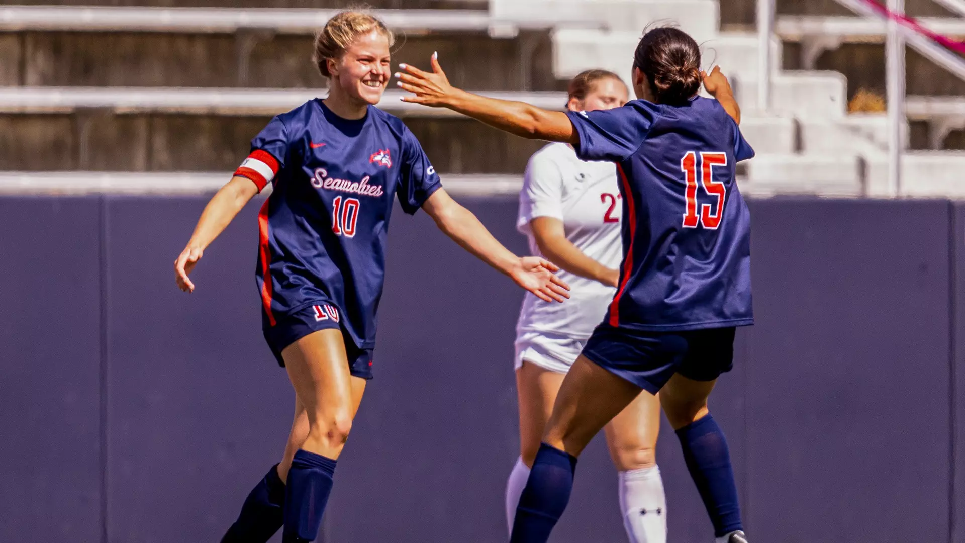 Leah Riggs Jamie Keens - Women's Soccer - Stony Brook University Athletics
