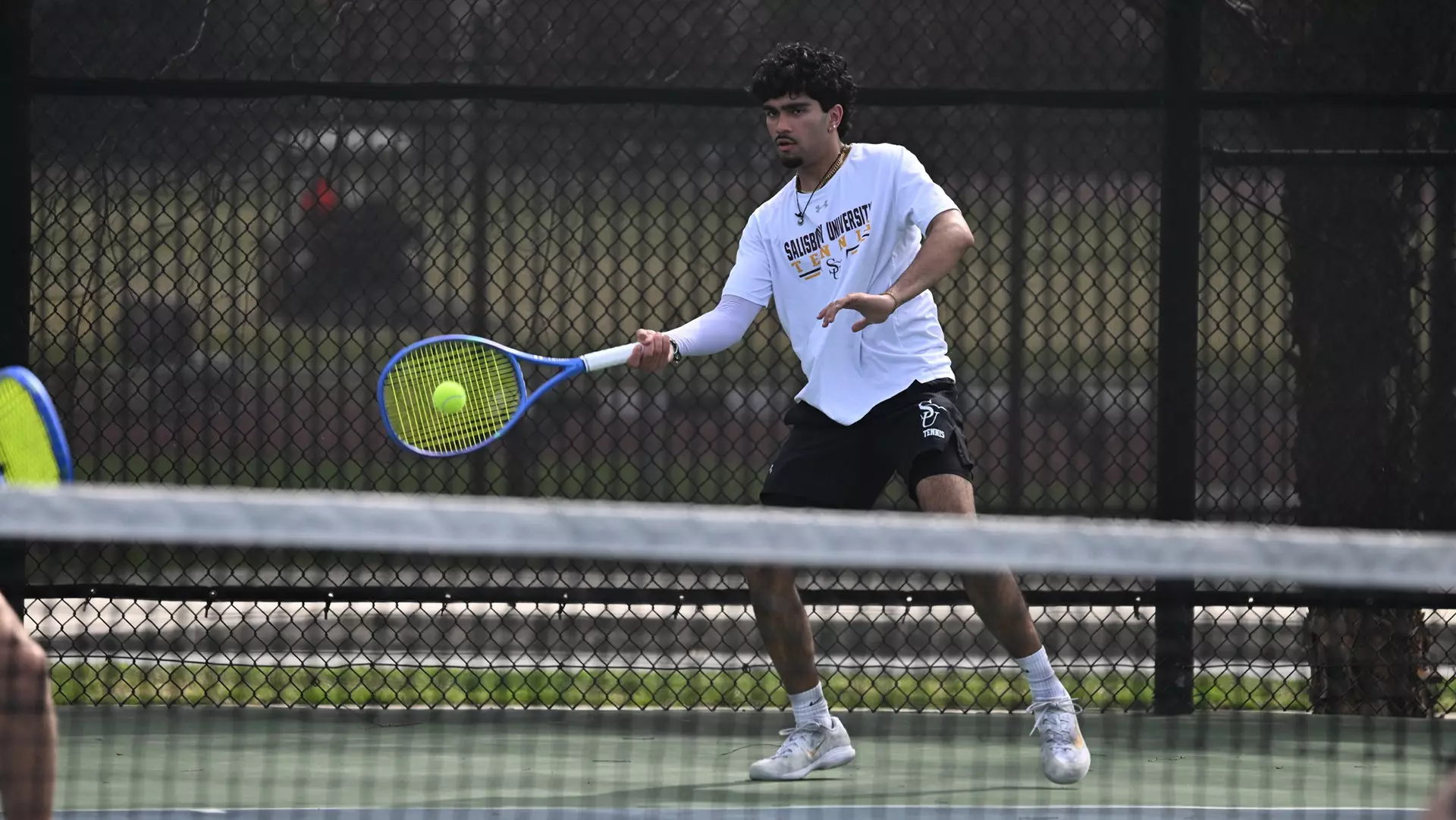 Men’s Tennis grounds Catholic, 6-1 - Salisbury University
