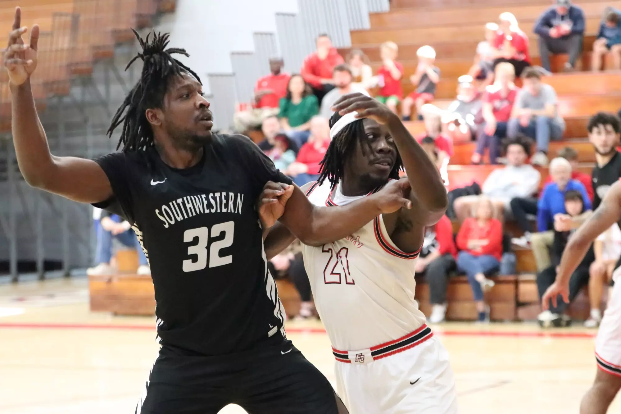 Cevin Clark Moundbuilders Escape With A Win Over Florida College - Southwestern College