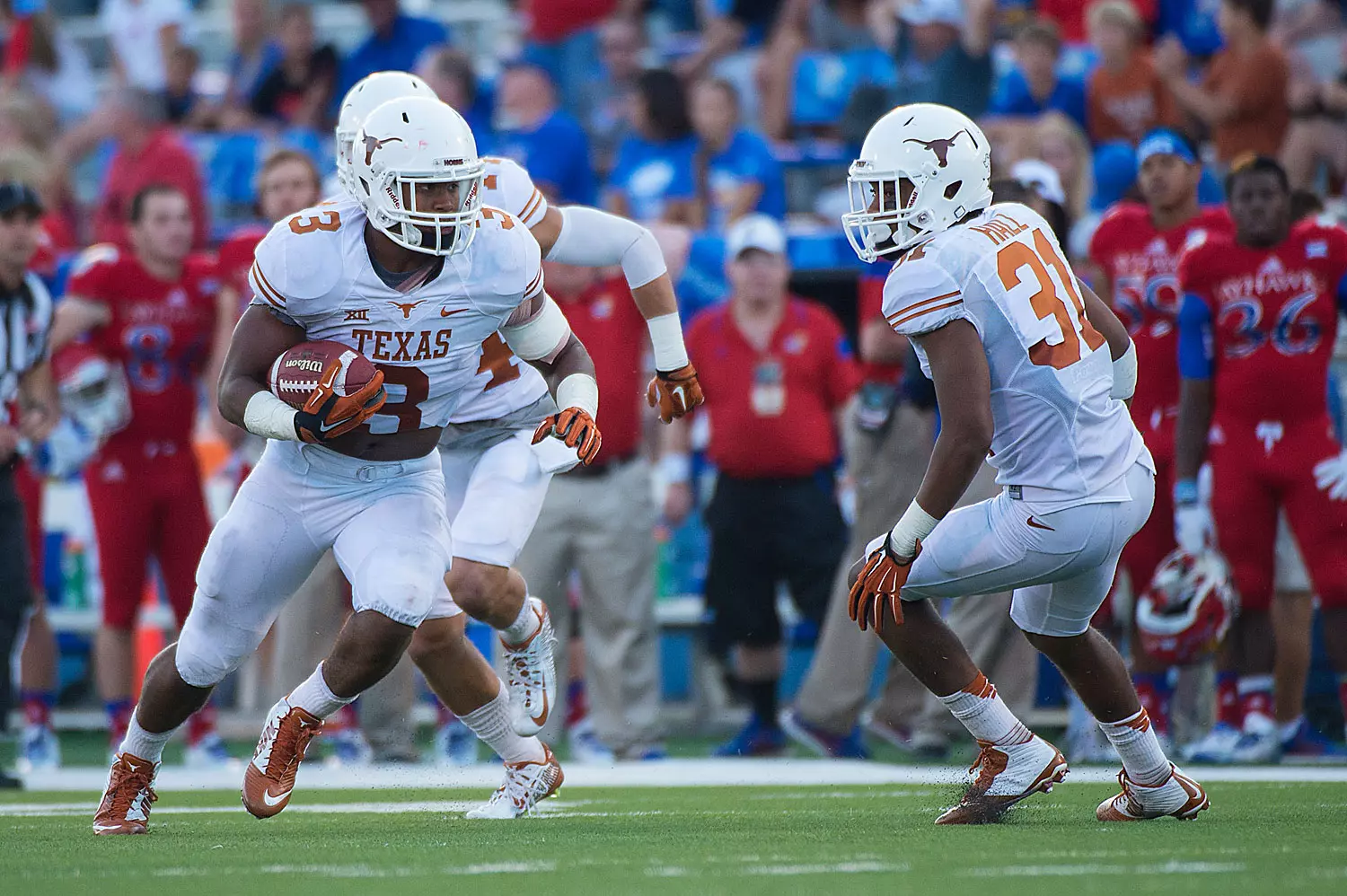 Jordan Hicks - Football - University of Texas Athletics