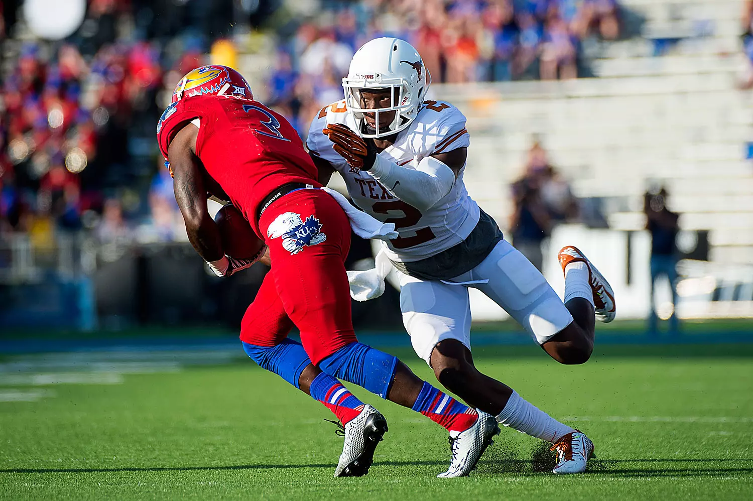Mykkele Thompson - Football - University of Texas Athletics