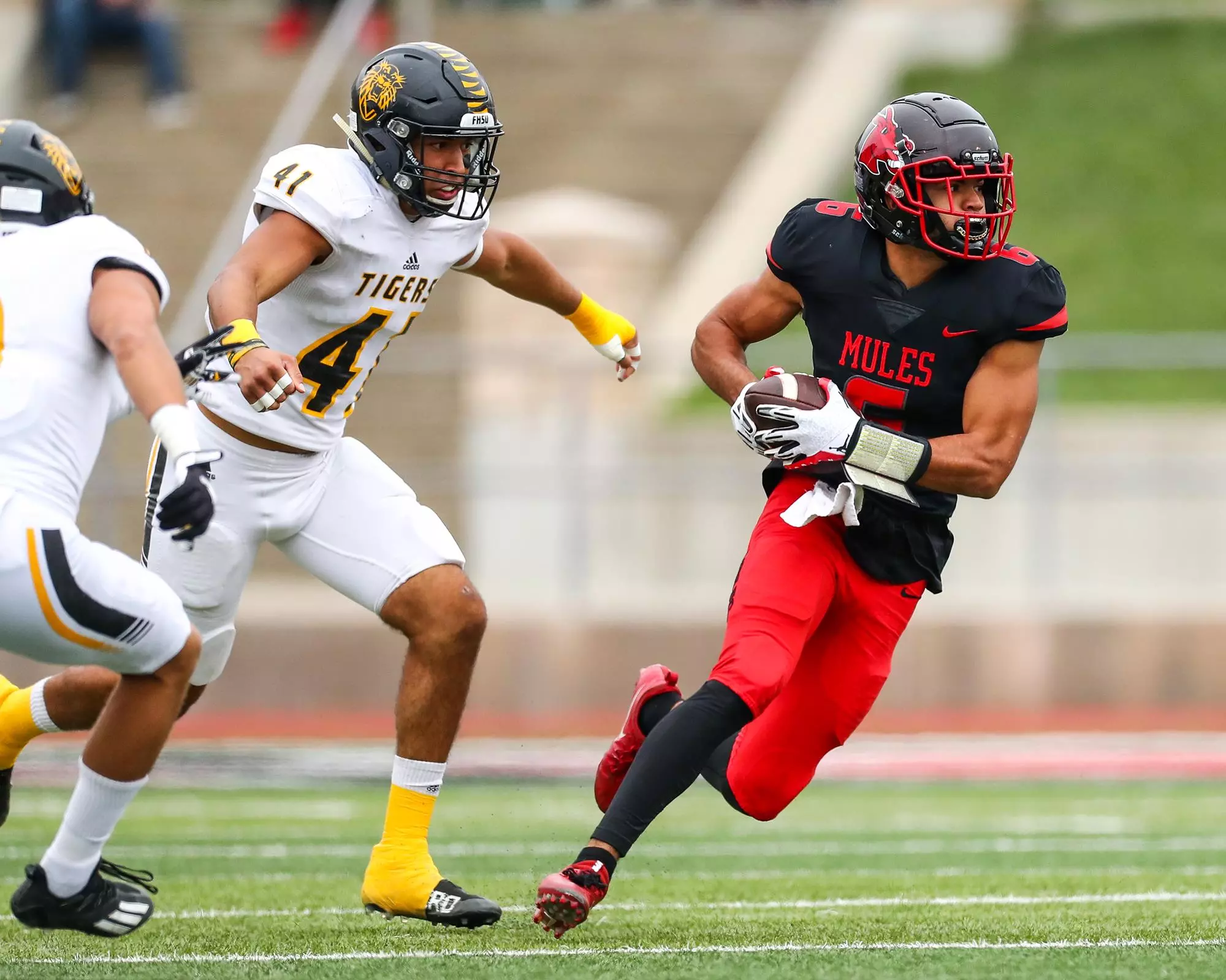 Arkell Smith Mules Football in St. Joseph Saturday for Road Test at Missouri Western ...