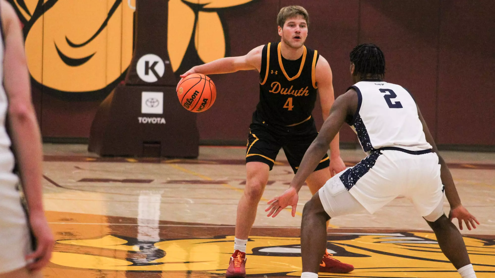 Isaac Rader Caleb Siwek - Men's Basketball - UMD Athletics