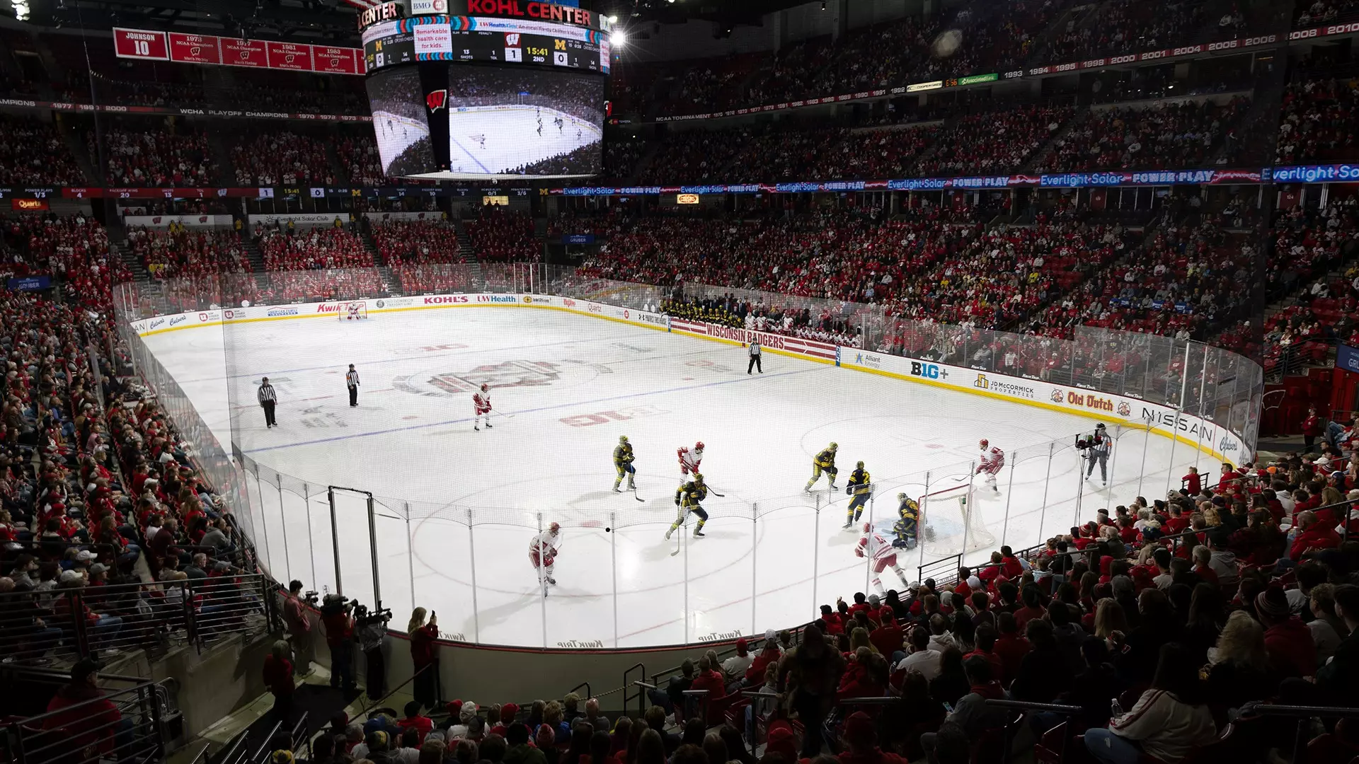 Wisconsin to shrink the rink at the Kohl Center | Wisconsin Badgers