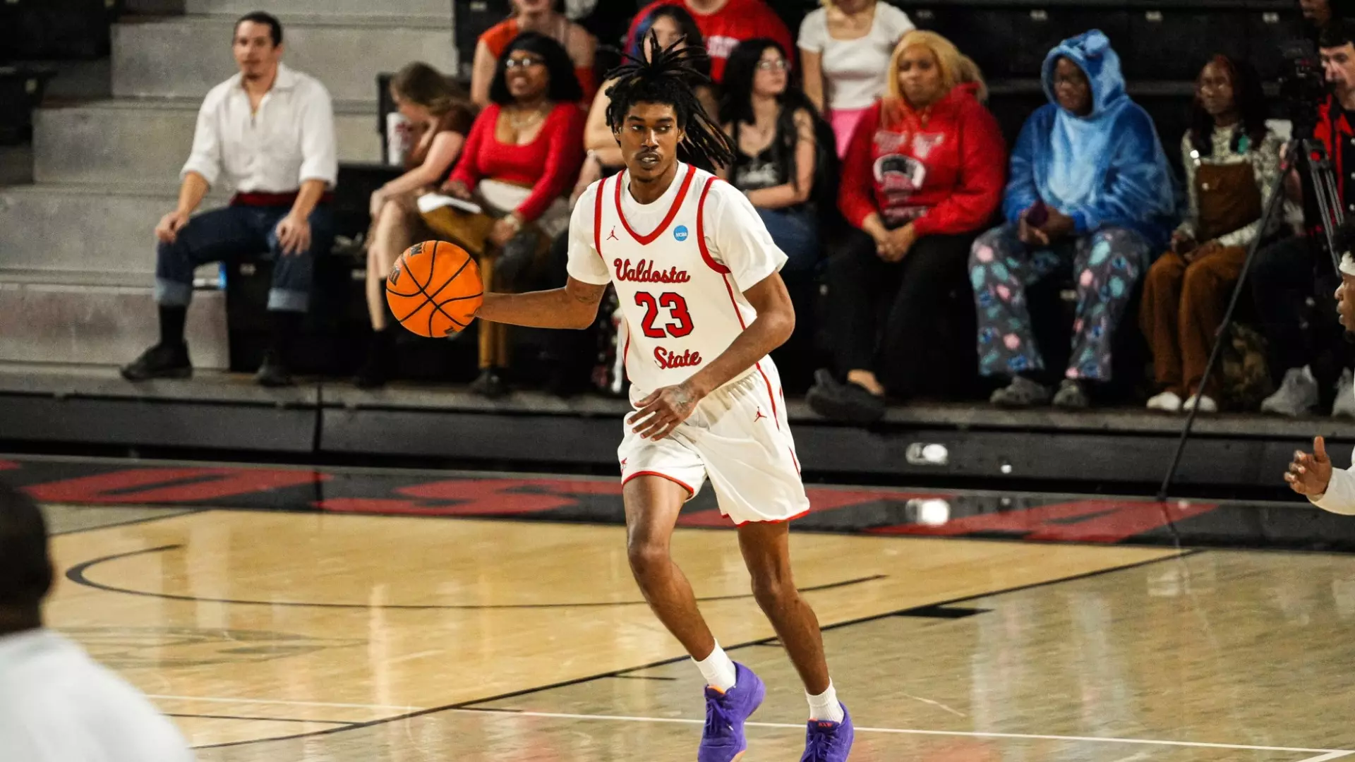 Blake Hester Blazers Hold off Flames for Key Gulf South Conference Victory Thursday ...