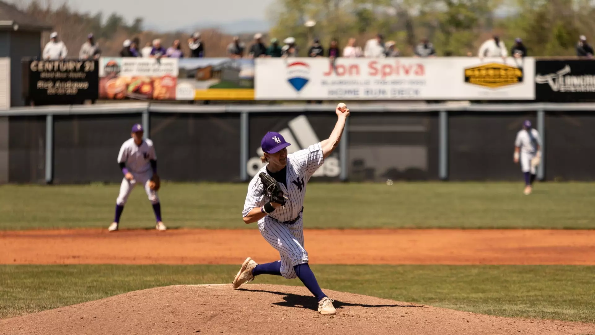 Dev Harris Mountain Lions Claim Series, Splitting with Crusaders - Young Harris ...