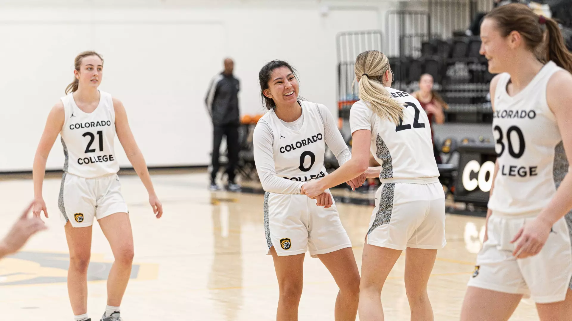 106KB 2001 null null null 6 21 12 21 1 2003 null HLSezA9dVWjZTM