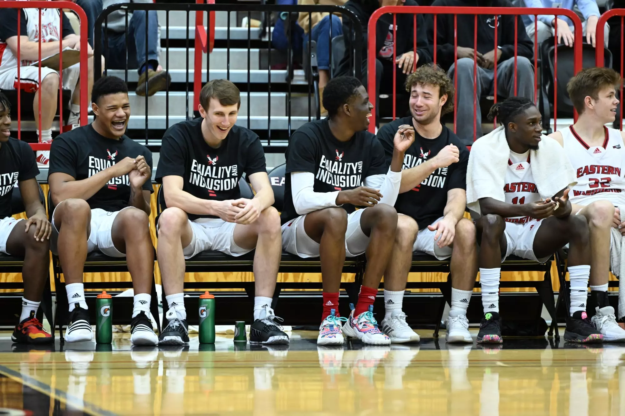 195KB 2001 null null null 9 3 12 6 1 2003 null pLO39POKZGuFpM